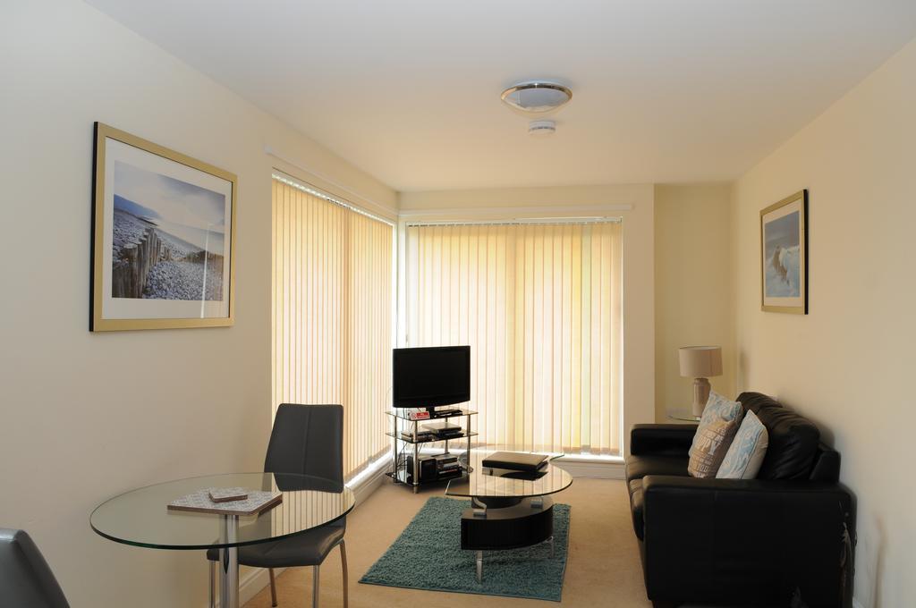 Your Stay Bristol Cotham Lawn Экстерьер фото