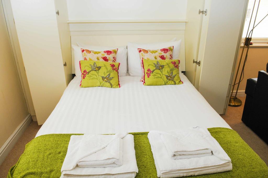 Your Stay Bristol Cotham Lawn Экстерьер фото